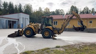 Köp Grävlastare Hydrema 906C med tiltrotator och redskap på Klaravik [upl. by Nnyleak]