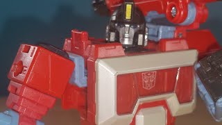 Mr Smartypants McGee Transformers Studio Series 86 Perceptor [upl. by Chaffee716]