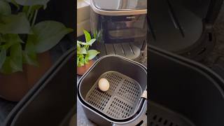 Boiled Eggs In Air Fryer 😱￼airfryer airfryerrecipes shortsvideo egg trendingshorts viralshort [upl. by Clim]