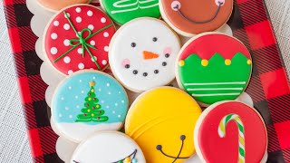 12 round Christmas cookies decorated with royal icing cookiedecorating royalicing christmas [upl. by Ettenoj]