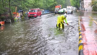 Unclogging Drains to Drain Floods Draining Streets After Heavy Rains [upl. by Lorrimer]