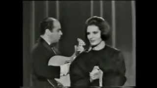 Barco Negro  Amália Rodrigues  English Subtitles [upl. by Gunilla]