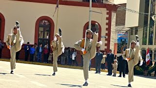 GRAN UNIDAD ESCOLAR SAN CARLOS PUNO DESFILE 22072016 [upl. by Early]