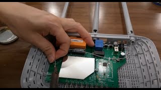 Modding wifi antenna from 5dBi to 16dBi long range Shorts [upl. by Maclean]