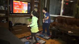 stepmania DanceDanceRevolution jeux de dance par Adam et Neda dEvry 91 15 [upl. by Kenley113]