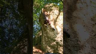 Frankenjura  Bouldern  Mittlerer SiS 6B climbing bouldering rockclimbing sunshine [upl. by Mini]