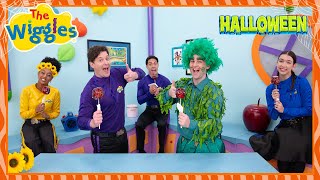 Making Sweet and Sticky Toffee Apples for the Halloween Party 🍎 Trick or Treat Recipe 🎃 The Wiggles [upl. by Aim]