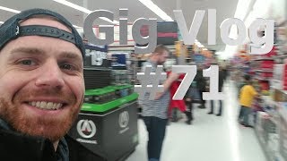 Gig Vlog 71 Black Friday Shopping and Jamming with the Saint [upl. by Ybanrab995]