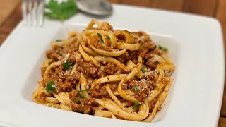 Bestes Spaghetti Bolognese Rezept zum Nachkochen schnell und total lecker [upl. by Trbor]