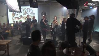 quotSo Gladquot Hazmat Modine bei Pixners BACKstage Servus TV 2015 [upl. by Wendall46]