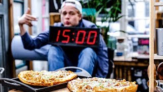 Geröstetes Fladenbrot mit Pfifferlingen in Rahm I Kitchen Kiosk I FOODBOOM [upl. by Ddot378]