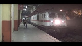 Unprecedentaly Unusual Use Of 6300HP WAP7Locomotive With Gujarat Mail At Dadar Mumbai [upl. by French800]