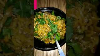 schezwan maggi recipe day 2nd of 7 day maggi challenge shorts youtubeshorts schezwanmaggmaggi 😋 [upl. by Ahtnams]