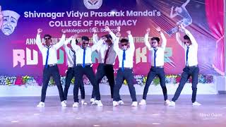 Desi boyz  SVPM College of pharmacy Malegaon 🤞collegeday comedyvideo dance [upl. by Esilrahc]