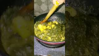 How to make Aloo Palak Recipe ytshorts [upl. by Thorman]