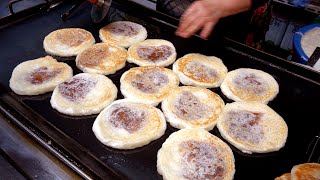 How to make Korean hotteok delicious Sweet Pancake Hotteok pancake master  Korean Street Food [upl. by Karrah721]