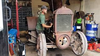 Starting an old Munktell 22 tractor from 1929 [upl. by Rimahs]