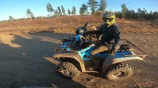 700 Yamaha Grizzly Destroys 1000 Canam Outlander Race from a dig [upl. by Paucker170]