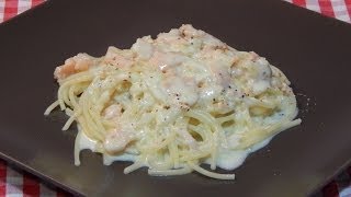 Receta fácil de espaguetis con salmón [upl. by Anialeh868]