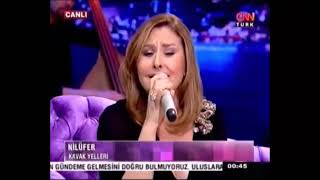 Nilüfer  Kavak Yelleri Canlı2010 [upl. by Nnyllatsyrc598]