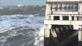 5 JAN 2012 BELGIAN COAST NIEUWPOORT WESTERSTAKETSEL ZWARE STORM Video HD [upl. by Tingley719]