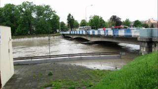 Powódź KędzierzynKoźle 19052010wmv [upl. by Ettelohcin]