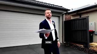 11 Grampians Avenue Werribee Auction 🏡🔨 [upl. by Lihas]