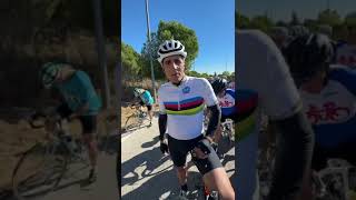 El campeonísimo Miguel Indurain está tomando parte en la Clásica Otero Indurain clasicaotero bici [upl. by Yhtorod550]