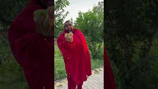 Lohe ka amrood kha liya😱🇮🇳 1millionsubscribers comedy iphone11giveaway musicgenre funny [upl. by Annat]