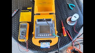 📹FLUKE 1550B MEGOHMMETER VID 2 equipo no enciende primeras pruebas análisis y deducciones 🎩🪖🦼🚭 [upl. by Avert]