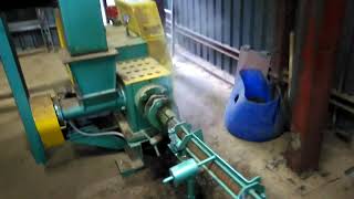 Press BT60 briquettes from sawdustwaste 500750 kgh brykiet z trocin [upl. by Leizahaj]