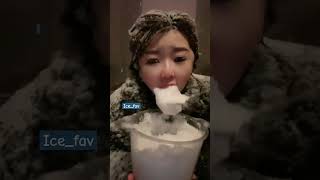 white blend ice under snowc freezerice mukbang refrozenice freezer ice frezzerfrost eating [upl. by Borchert]