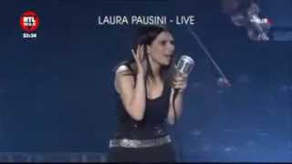 Laura Pausini concerto live RTL 1025 211213  quotQuando ho cominciato dicevano [upl. by Okiruy]