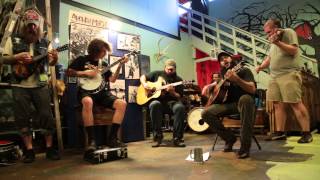 Shawn James and the Shapeshifters Live acoustic Love me or Die [upl. by Shakti]