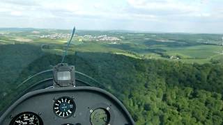 Landeanflug mit 250 kmh Marpingen Duo Discus Landung Akaflieg Segelfliegen Segelflug Saarbrücken [upl. by Vizza]