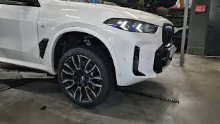 BMW X5 E53 vs BMW X5 G05 LCI [upl. by Saturday]