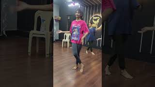 Kaali Bindi marathitadkamarathimulgidstylersdancestudiodancereelsindia [upl. by Lozar635]