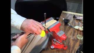 Will Wire Twist amp Will Wire Wrap How To Make Lures Bucktails Best ever fishing tutorial [upl. by Amie]