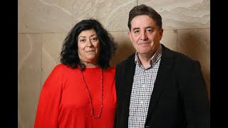 Almudena Grandes y Luis García Montero El Mundo que Queremos CajaCanarias 2018 [upl. by Saunders]