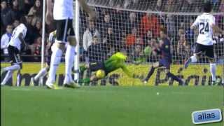 Victor Valdes Double Save vs Valencia [upl. by Erdrich]