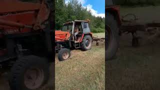 Obracení sena se Zetorem agriculture farmerlife video class cow diesel hay zetor [upl. by Yerffeg]