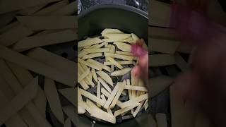 Airfryerill French fries 🍟nooil frenchfriespotatoeasyrecipe airfryrecipesfriesairfryershorts [upl. by Egiarc287]