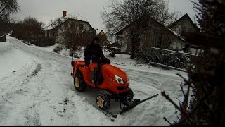 Kubota GR2120  Schneeschild hydraulisch [upl. by Edna]