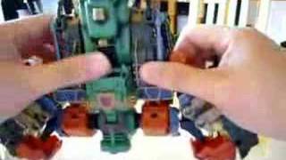 How to Transform Scorponok Transformers Energon [upl. by Koziara]