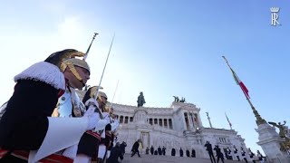 Il passaggio delle Frecce Tricolori sopra Altare della Patria [upl. by Leakcim]