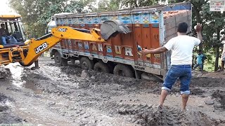 Tata Motors Lpt 3118c Truck Stuck in Mud Rescue By Jcb 3dx Machine  Truck In Mud  Jcb Truck Video [upl. by Aneba]