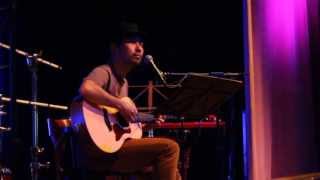 Akeboshi  Seeds and Peruna LIVE at Skecon 2013 [upl. by Suolkcin]