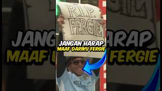 Saat Tevez Bentangkan Spanduk Bertuliskan RIP Fergie [upl. by Clayborne640]