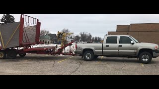 New Holland 1033 Bale Wagon  Towing it home [upl. by Toft850]