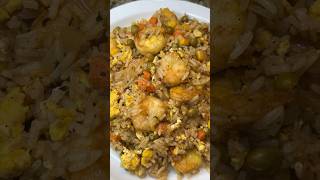 Riz sauté aux crevettes légumes et omelettes Yum🤤 recettefacile faitmaison shorts2024 cuisine [upl. by Ina]